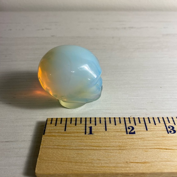 Opalite alien head crystal - Picture 6 of 7
